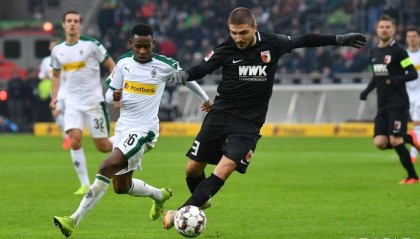 德甲：圣保利对战拜仁，圣保利伤病满营，拜仁刚赢皇马状态火热，历史战绩一边倒，比分预测