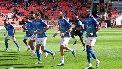 法甲第30轮焦点战：洛里昂主场2-0完胜马赛，积分榜最新动态揭晓