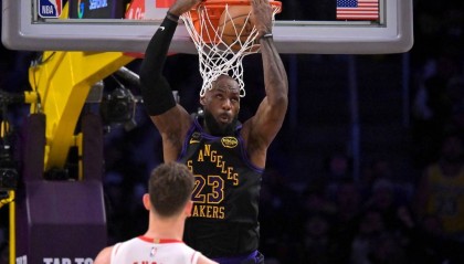 NBA季后赛首轮G2：骑士湖人雷霆三队2-0 另五组对决1-1