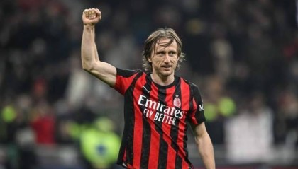 一日意甲动向：米兰谈莫德里奇续约问题，奥古巴斯托尼想转会