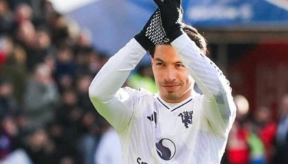 曼联红牌频出，切尔西续欧冠希望，热刺降级危机加剧