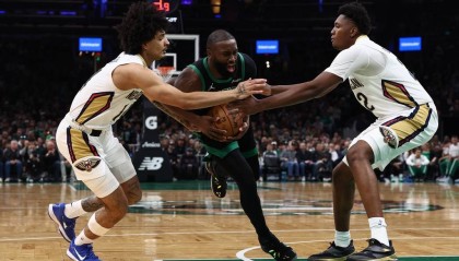 布朗23分普理查德21+10 豪瑟24分凯尔特人大胜鹈鹕