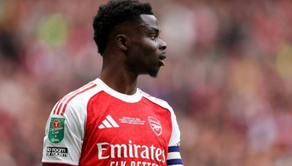 谜云重重！萨卡的伤势到底有多严重？是否已经确认赛季报销？